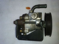 Servopumpe 5711022000<br>HYUNDAI ACCENT (X-3) 1.3