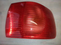 Rckleuchte / Heckleuchte / Rcklicht aussen rechts 8A0945218, 9EL 140 348-021<br>AUDI 80 (8C, B4) 2.0