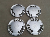 Radabdeckung / Radkappen / Radzierblenden 12