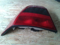 Rckleuchte / Heckleuchte / Rcklicht links mit Lampentrger, rot- schwarz<br>OPEL ASTRA F CC (53_, 54_, 58_, 59_) 1.6 I
