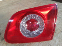 Rckleuchte / Heckleuchte / Rcklicht innen rechts rot- wei 27448002 ohne Lampentrger<br>VW PASSAT VARIANT (3C5) 1,6