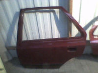 Tr links hinten T5 weinrot-met. ohne Anbauteile<br>SKODA FELICIA I (791) 1.6 LX