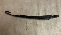 Wischerarm hinten 8D9955407A A4 AVANT 8D5, B5 1.9 TDI<br>AUDI A4 AVANT (8D5, B5) 1.9 TDI