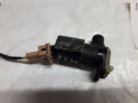 Scheibenwaschanlagenpumpe vorne <br>FORD FOCUS KOMBI (DNW) 1.6 16V