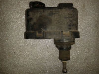 Stellmotor Scheinwerfer 321941295<br>VW GOLF II (19E) 1.6