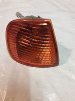 Blinker rechts vorn 6K5953050B gelb inkl. Lampentrger<br>VW POLO CLASSIC (6KV2) 75 1.6